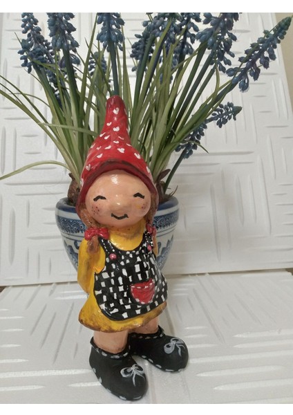 El Yapımı Bahçe Decor Kız Cüce