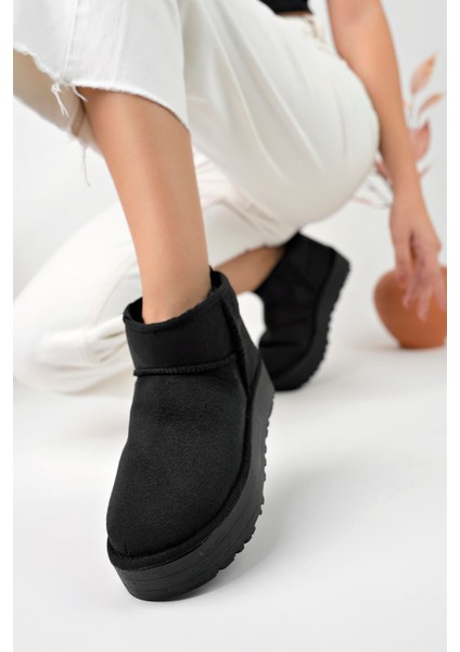 Siyah Kadın Kalın Tabanlı Içi Kürklü Bilekte Kısa Bot UG04 modelleri