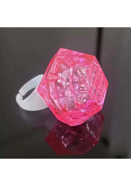 Kristal Tasarımlı LED Glow Işıklı 3 Modlu Pembe Yüzük 3.5 x 5 cm