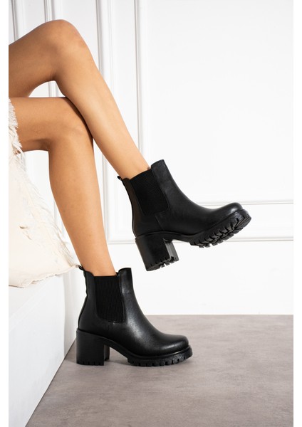 Siyah Kadın Topuklu Bot