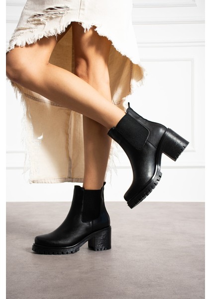 Siyah Kadın Topuklu Bot fiyatları