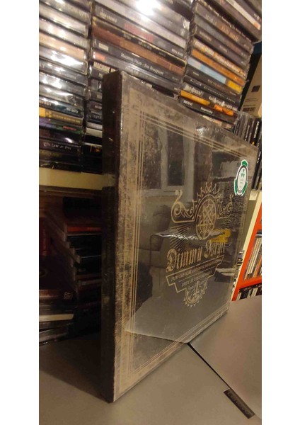 Dimmu Borgir - Puritanical Euphoric Misanthropia Plak ( 3 LP & Box ) - Açıklamayı okuyunuz