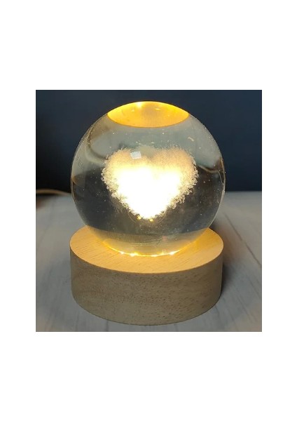 Dekoratif Kalp Tasarımlı Ahşap Altlıklı Işıklı Cam Küre Büyük Boy 8 cm