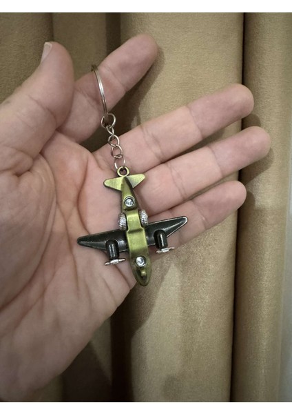 Pervaneli Uçak 3 Boyutlu Tekerlekleri Dönen Pervanesi Dönen Hoster Pilot Hediye Anahtarlık