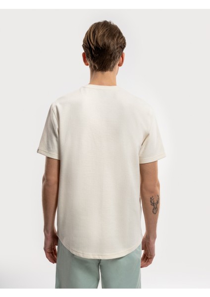 Erkek Regular Fit T-Shirt LF2034875 Ecru indirimleri
