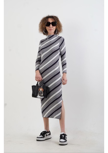 Diagonal Çizgili Triko Elbise