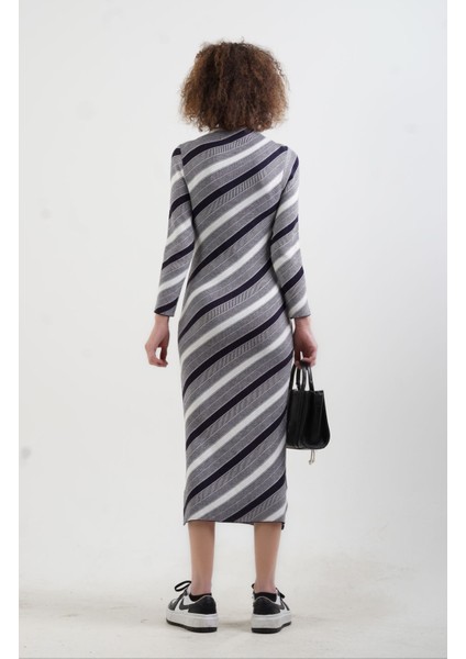 Diagonal Çizgili Triko Elbise indirimleri