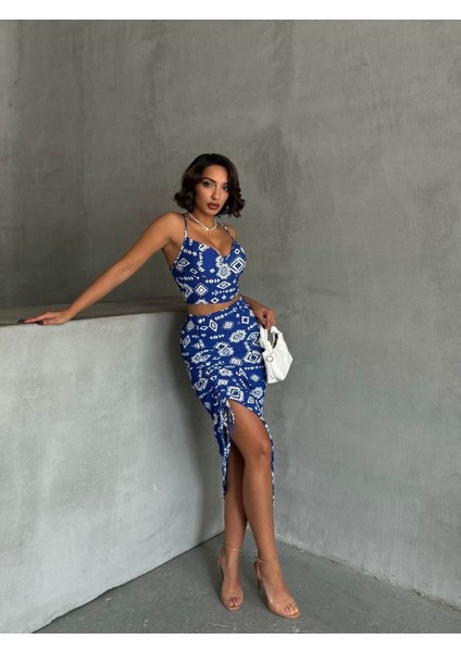 Lacivert Etnik Desenli Lacivert Askılı Crop ve Yırtmaçlı Midi Etek Takım