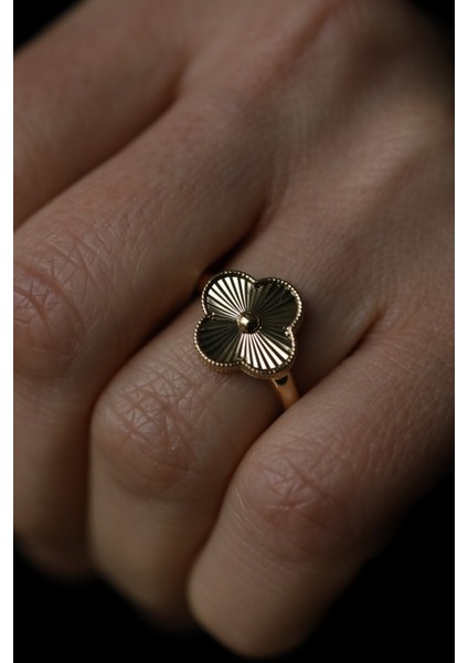 14 Ayar Altın Işıltılı Yonca Yüzük