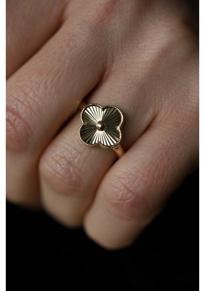 14 Ayar Altın Işıltılı Yonca Yüzük fiyatları