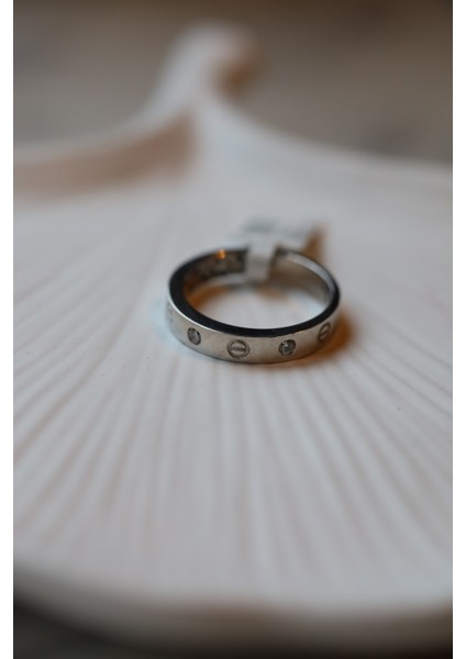 14 Ayar Altın Beyaz Çivi Yüzük