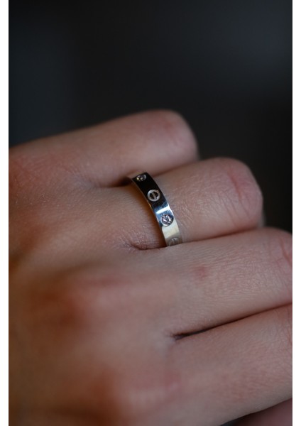 14 Ayar Altın Beyaz Çivi Yüzük modelleri