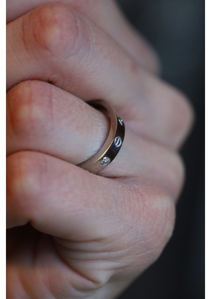 14 Ayar Altın Beyaz Çivi Yüzük fırsatları