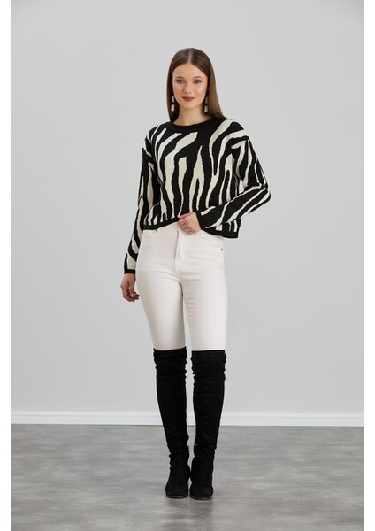 Zebra Desenli Kazak Siyah