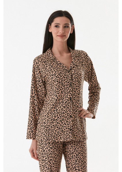 Leopar Desenli Gömlek Yaka Süet Pijama Takımı fiyatları