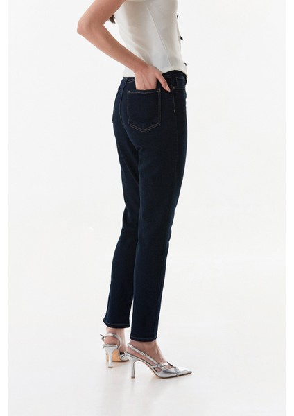 Yüksek Bel Likralı Mom Jean fırsatları
