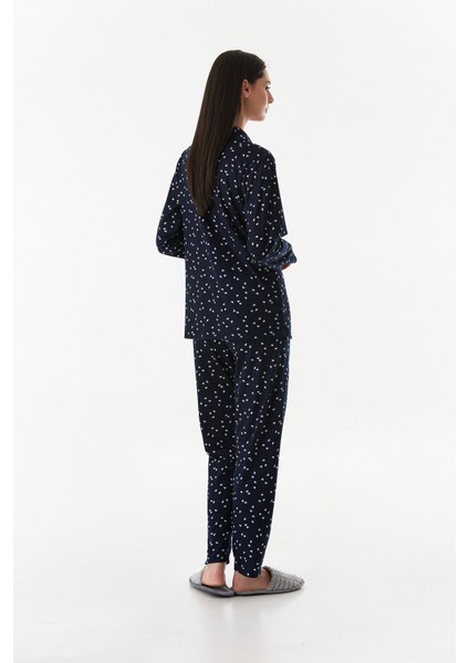 Kalp Desenli Gömlek Yaka Süet Pijama Takımı