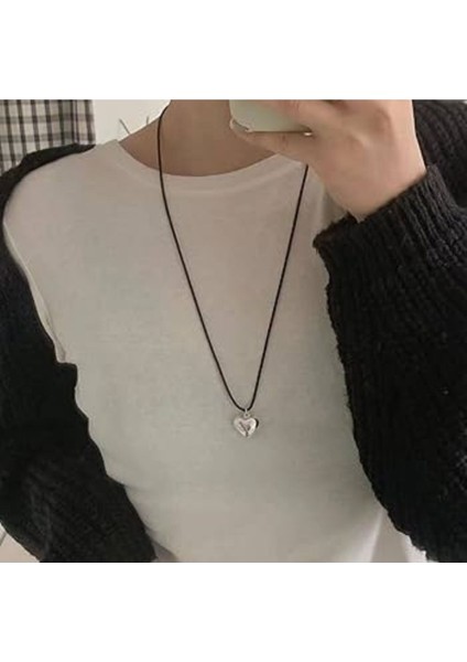 Kalp Detaylı Uzunluğu Ayarlanabilir Kadın Kolye Siyah Choker modelleri