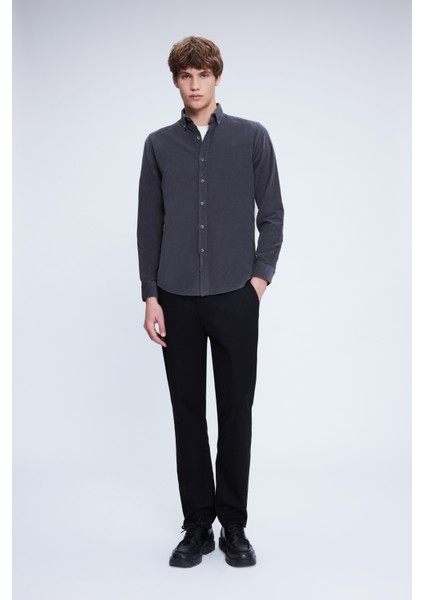 Gri Slim Fit 100% Pamuklu Düğmeli Yaka Uzun Kollu Klasik Gömlek fiyatları
