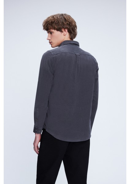 Gri Slim Fit 100% Pamuklu Düğmeli Yaka Uzun Kollu Klasik Gömlek indirimleri