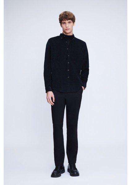 Siyah Slim Fit 100% Pamuklu Düğmeli Yaka Uzun Kollu Klasik Gömlek fiyatları