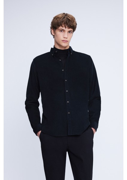 Siyah Slim Fit 100% Pamuklu Düğmeli Yaka Uzun Kollu Klasik Gömlek