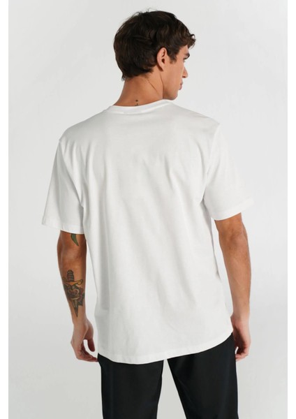 Larry Kısa Kollu Tişört modelleri