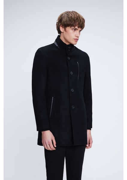 Siyah Regular Fit Hakim Yaka Yünlü Kaşe Palto