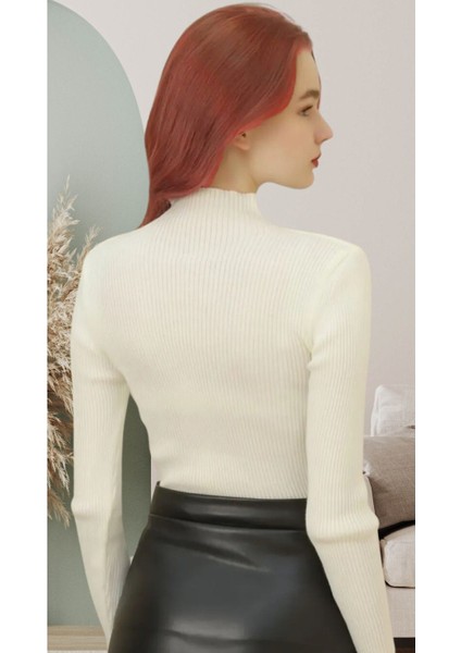 Kadın Beyaz Fitilli Saç Örgü Desenli Triko Kazak modelleri