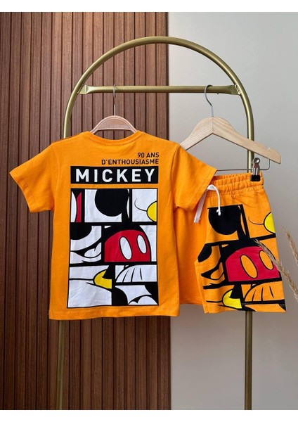 Erkek Çocuk Mickey Mouse Basklı Turuncu Renk Pamuklu Kumaş Şortlu Beli Bağcıklı Lastikli Alt Üst Yazlık Ikilitakım modelleri