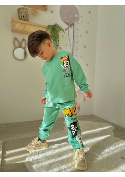 Yeşil Mickey Mouse Baskılı Pamuklu Mevsimlik Kumaş Erkek Çocuk Beli Bağcıklı Lastikli Ayarlanabilir Ikili Alt Üst Eşofman Takımı