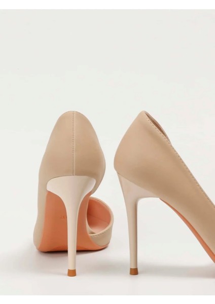 Kadın Nude Ten Süet Asimetrik 9cm Ince Topuklu Yanı Yırtmaçlı Stiletto Klasik Topuklu Ayakkabı fırsatları