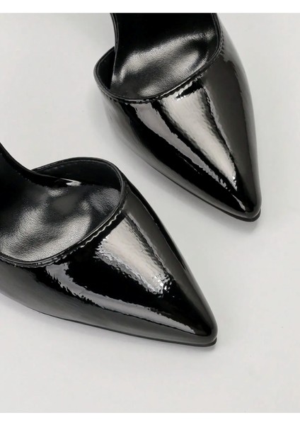 Kadın Siyah Asimetrik 9cm Ince Topuklu Rugan Vegan Deri Yırtmaçlı Stiletto Klasik Topuklu Ayakkabı fiyatları