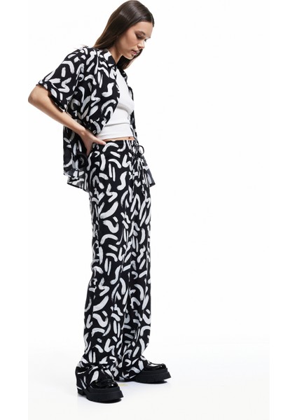 Beli Bağcıklı Düz Paça Viskon Yazlık Pantolon