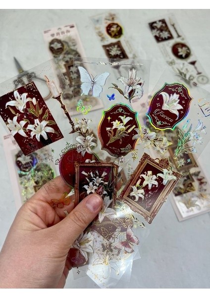 Beyaz Çiçek Desenli 3 Yaprak 49 Adet Altın Yaldızlı Şeffaf Pet Sticker/Etiket/Çıkartma/Bullet Journal fırsatları