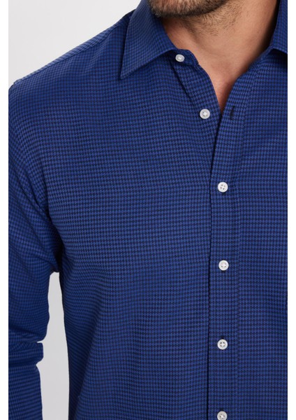 Erkek Klasik Fit Normal Kesim Pamuklu Tek Cepli Armürlü Saks Mavi Gömlek fırsatları