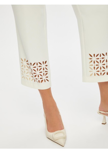 Paçası Delik Işli Slim Fit Pantolon S25PNT035 indirimleri