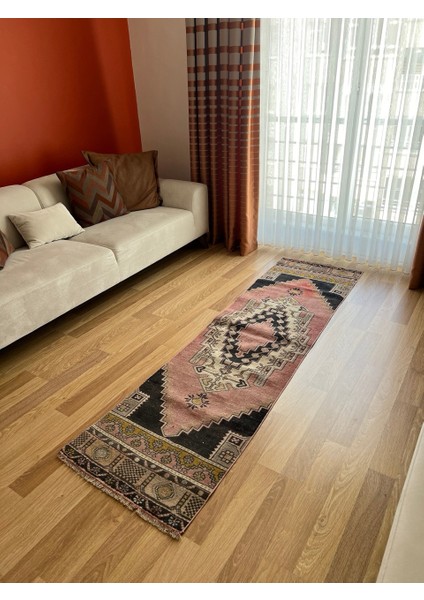 66 x 242 cm Vintage Türk El Dokuma Yolluk, Uzun Pembe, Siyah ve Krem Yün Halı, El Dokuması Modern Yolluk fırsatları