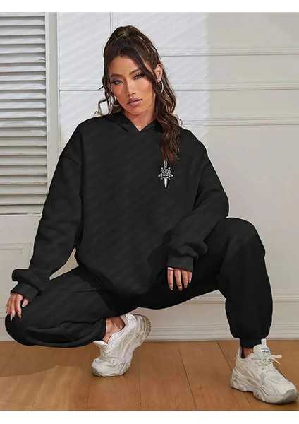 Kadın Kılıç Baskılı Kapüşonlu Sweatshirt Eşofman Alt Üst Takımı fiyatları