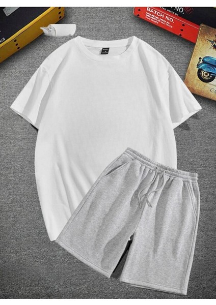 Beyaz T-Shirt & Gri Şort Takım