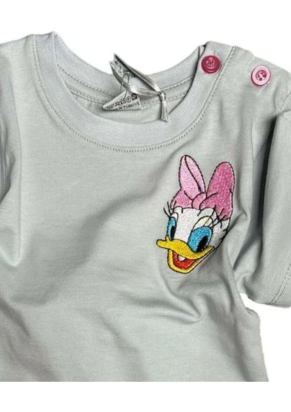 Kız Bebek Ördek Işlemeli Yazı Detaylı Pembe Şortlu Takım fırsatları