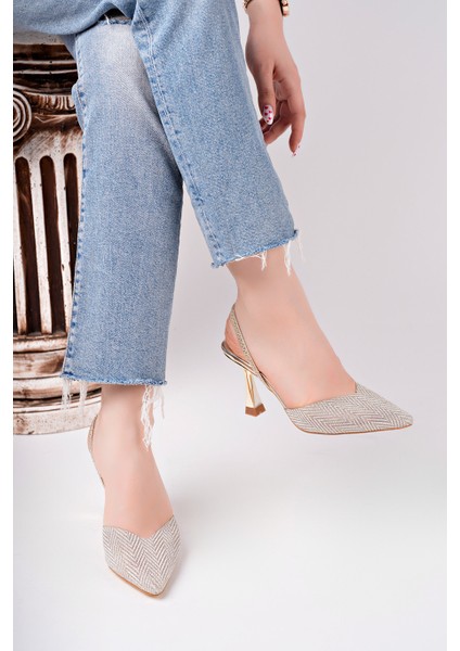 BA04567 Altın Kadın Pul Simli Şeffaf Lastikli Abiye 9 cm Topuklu Ayakkabı