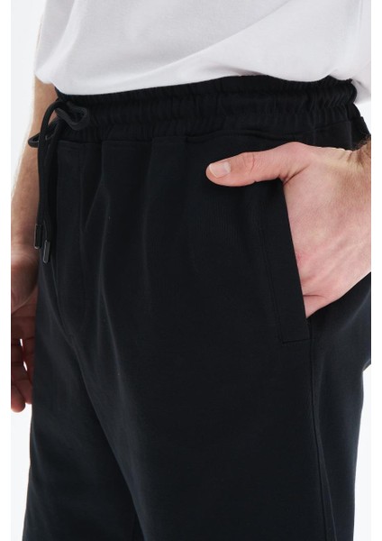 Erkek Regular Fit Basic Süprem % 100 Pamuk Arka Ve Yandan Cepli Şort Y29504279102
