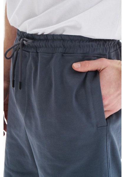 Erkek Regular Fit Basic Süprem % 100 Pamuk Arka ve Yandan Cepli Şort Y29504279102
