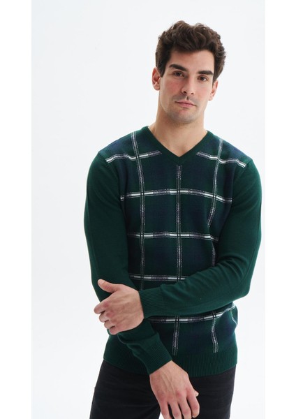 Erkek Slim Fit Likralı Akrilik Kumaş V Yaka Kareli Kazak K0KRO0860