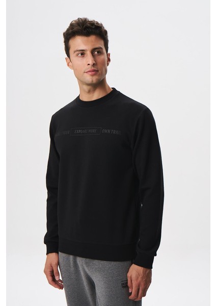 Erkek Slim Fit Su Geçirmeyen Scuba Kumaş Interlok Bisiklet Yaka Sweatshirt K28124988801 modelleri