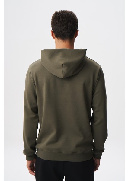 Erkek Slim Fit Scuba Interlok Su Geçirmeyen Kanguru Cepli Kapşonlu Sweatshirt K28254988701 indirimleri
