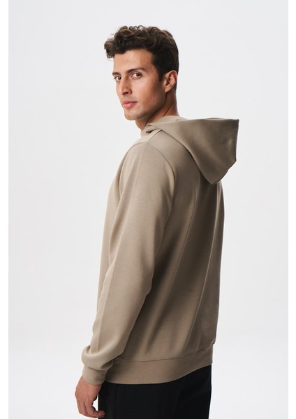 Erkek Slim Fit Scuba Interlok Su Geçirmeyen Kanguru Cepli Kapşonlu Sweatshirt K28254988701 fırsatları