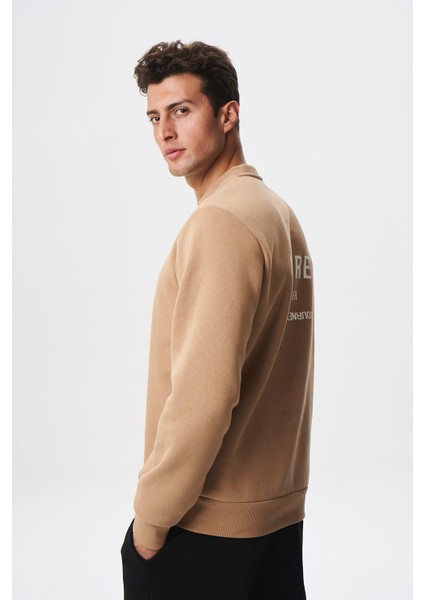 Baskılı Yazılı Regular Fit Şardonlu Erkek Bisiklet Yaka Sweatshirt K28124602901 fırsatları