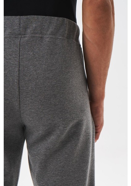 Erkek Slim Fit Scuba Su Geçirmeyen Kumaş Normal Paça Eşofman Altı K28174998501 indirimleri